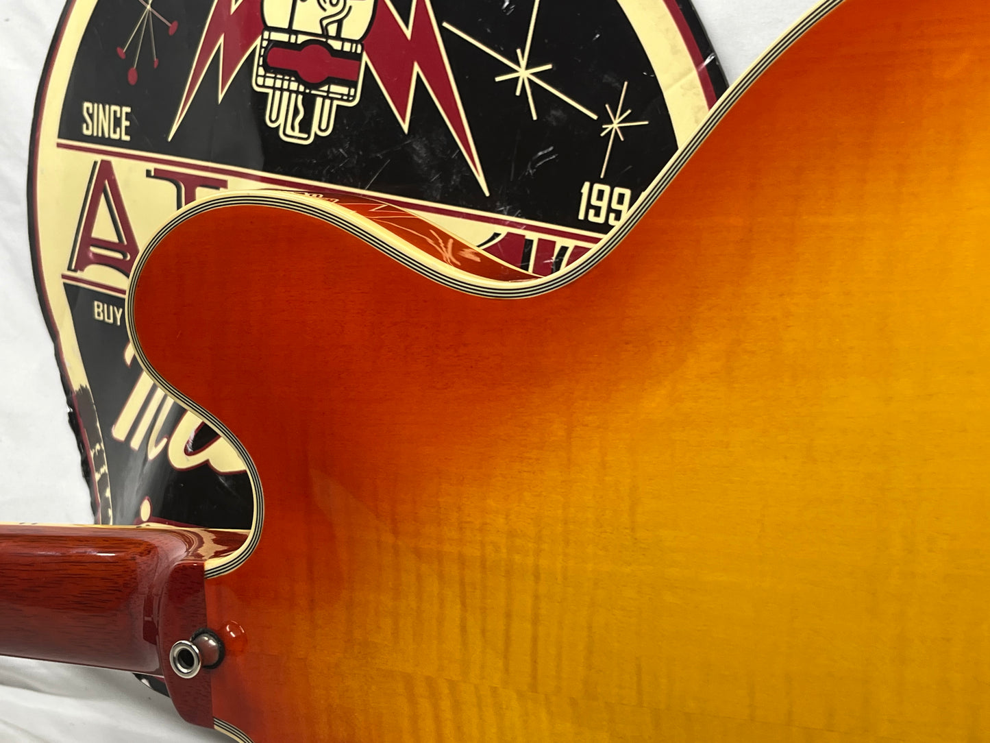 Michael Dolsey Designs Double Cutaway Semi-Hollow Body Electric Guitar
