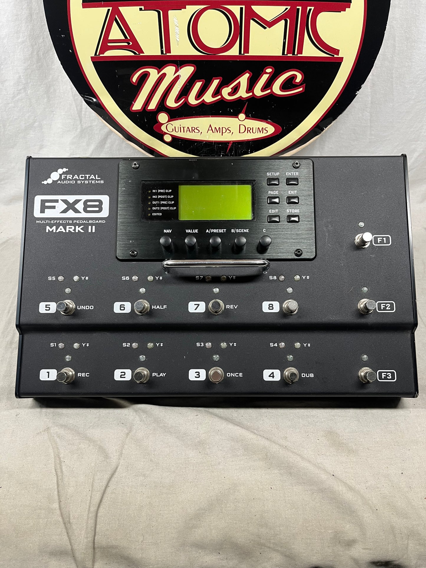 Fractal Audio FX-8 FX8 Mark II MKII 2 Multi-Effects Pedalboard