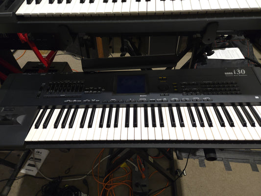 Korg i30 Interactive Music Workstation Keyboard - Local Pickup Only