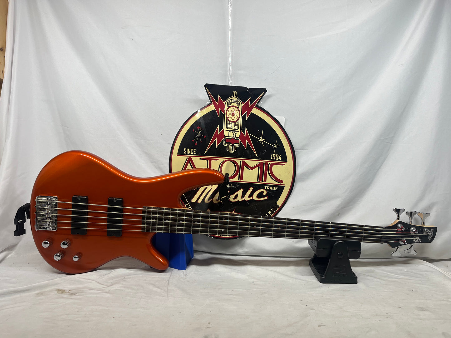 Ibanez Soundgear Gio GSR205 5-String Doublecut Electric Bass