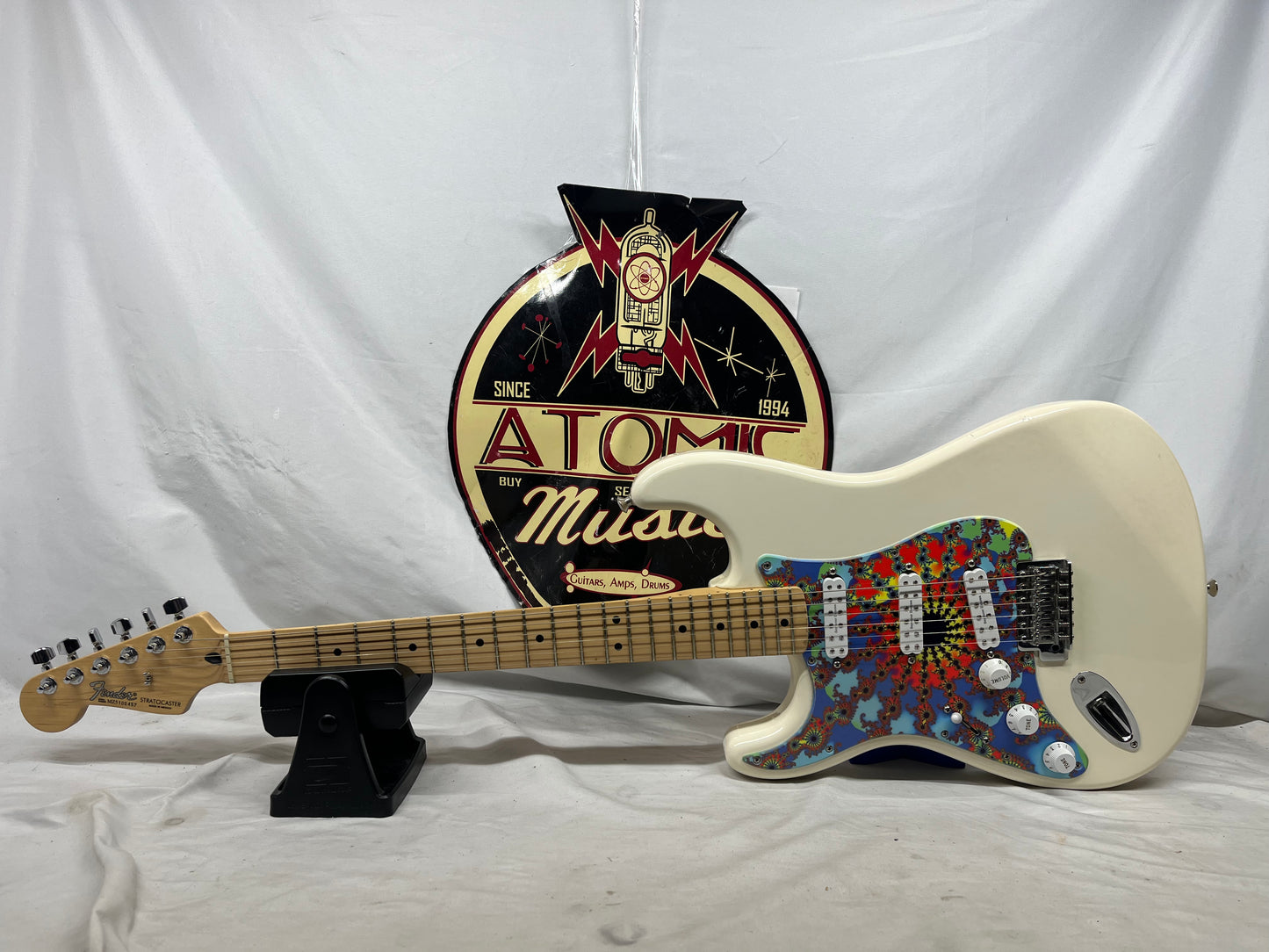Fender Standard Stratocaster Strat Left Handed Lefty Electric Guitar - Arctic White