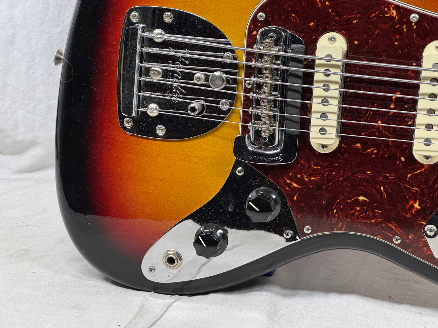 Fender USA Custom Shop Bass VI 6-string Bass with COA + Case 2006 - 3-Color Sunburst / Rosewood fingerboard
