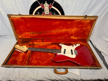 Fender USA Duo-Sonic Guitar with Case 1962