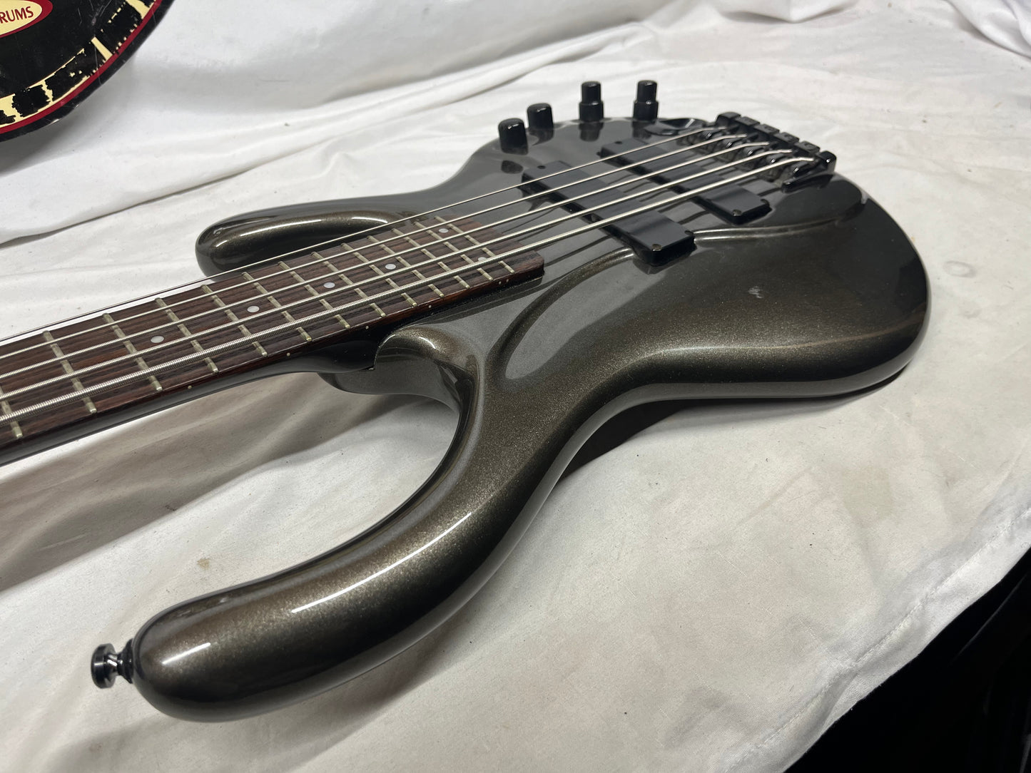 Ibanez EDC705 Ergodyne 5-String Electric Bass - Gray Pewter