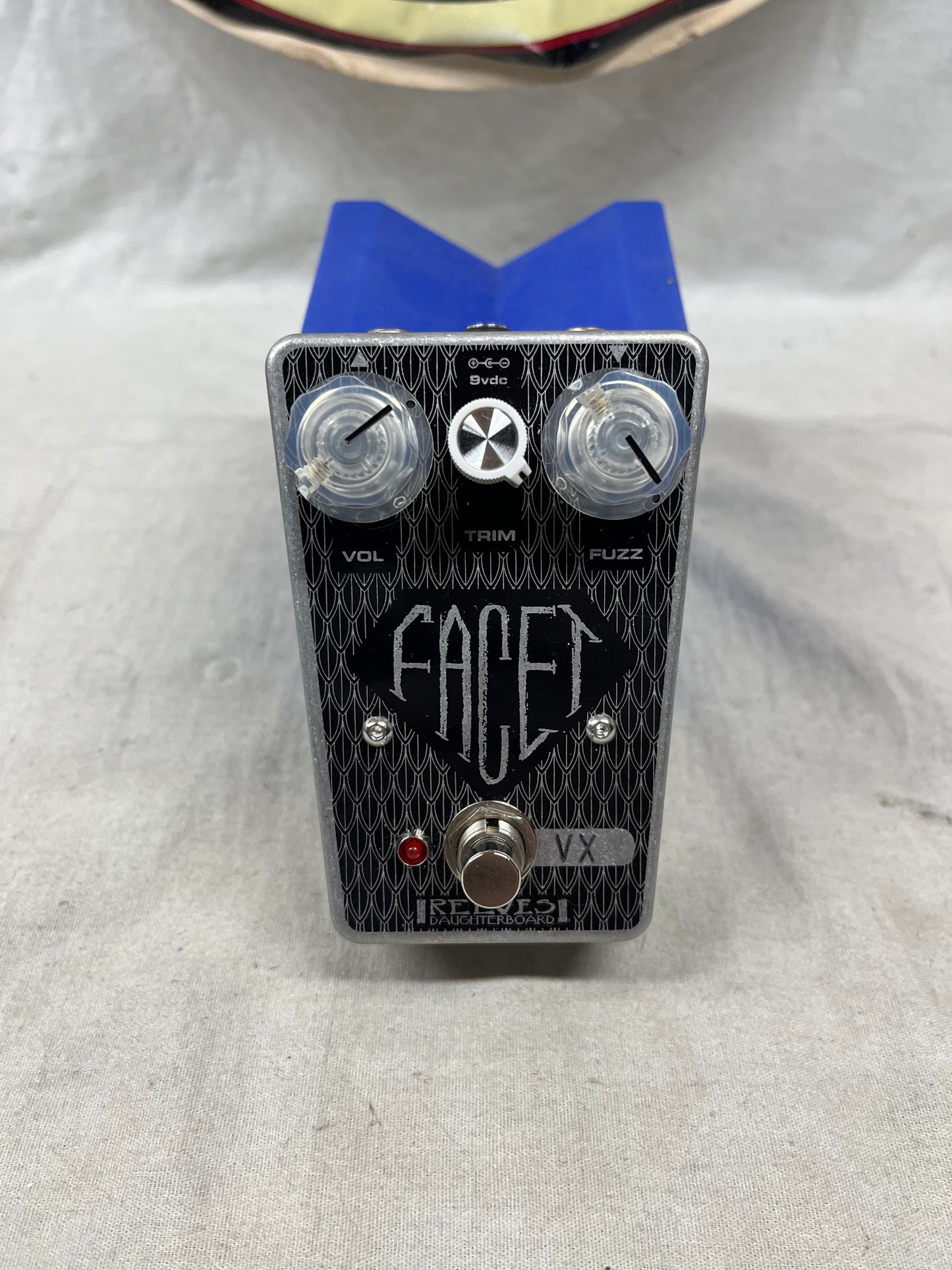 Reeves Electro Daughterboard Series Facet VX Fuzz Pedal with Box