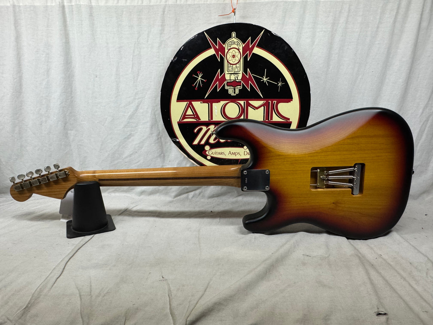 22 Black Guitars S-style Guitar - 3-Color Sunburst