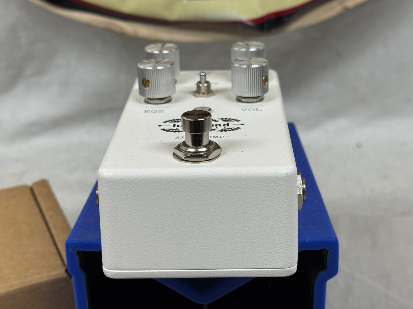 Lusithand Devices Alma MkI v1 Compressor Pedal with Box
