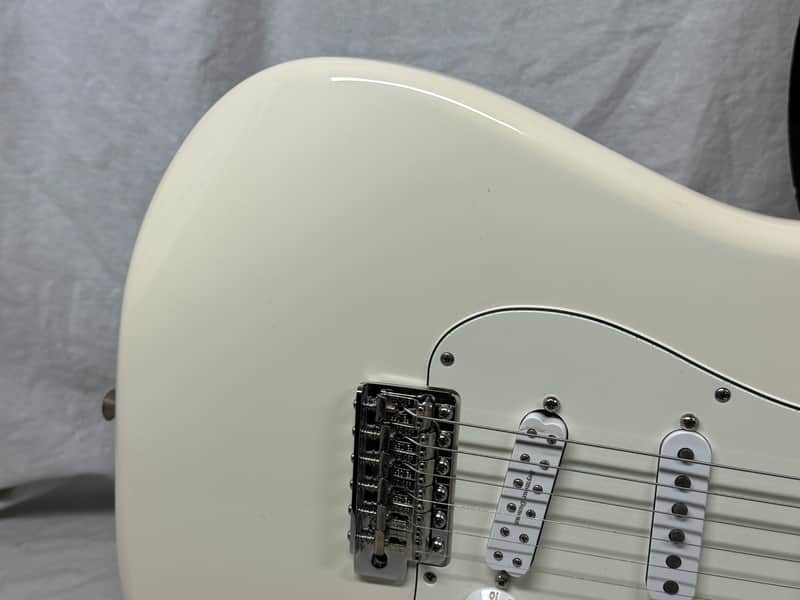Fender EOB Sustainer Ed O'Brien ( Radiohead ) Signature Stratocaster Guitar with Case - Image 5