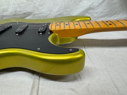 Fender American Ultra II 2 Stratocaster Guitar with COA + Case 2024 - Solar Flare / Maple neck