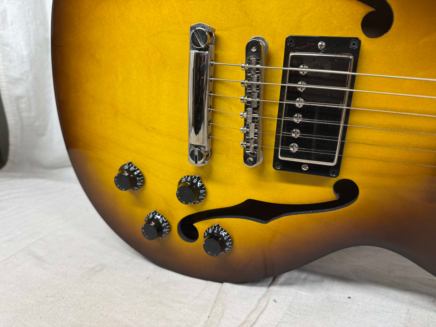 Gibson Les Paul ES Memphis Semi-Hollowbody Guitar with Case