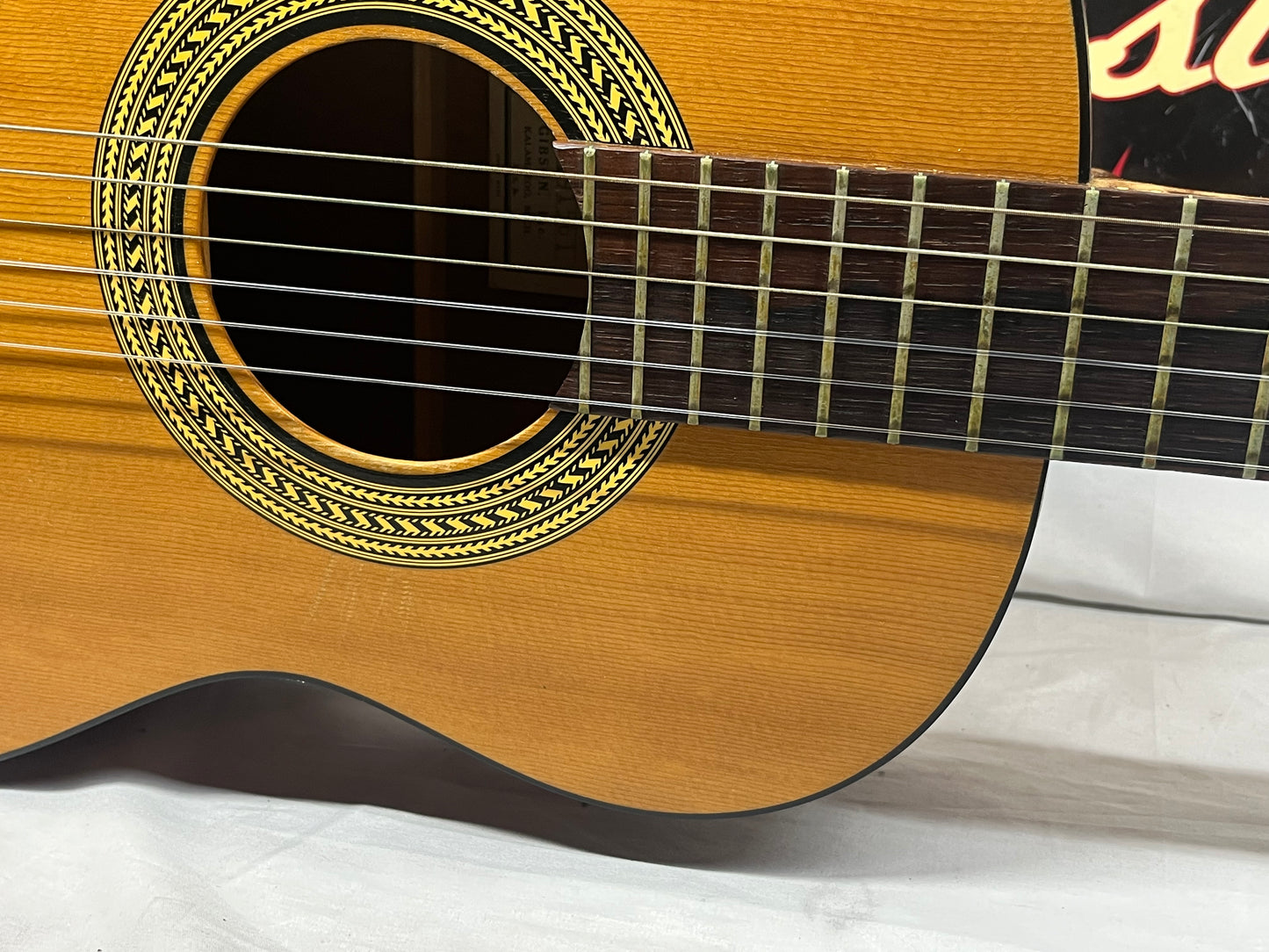 Gibson C-0 Classic Acoustic Guitar with Case