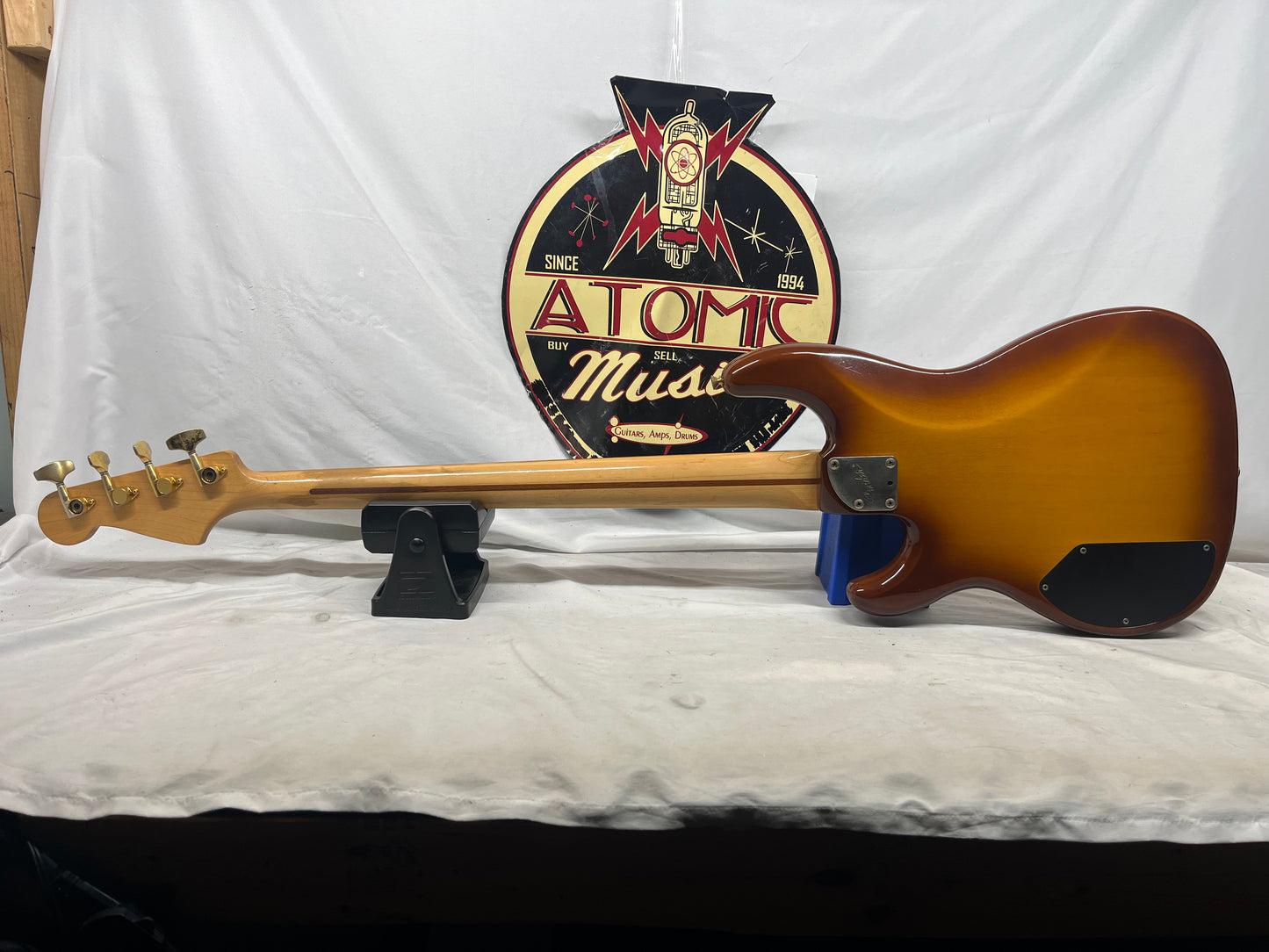 Fender Precision Bass P-Bass Lyte 4-String Electric Bass