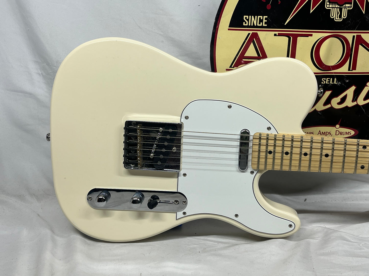 G&L Tribute Series ASAT Classic Electric Guitar