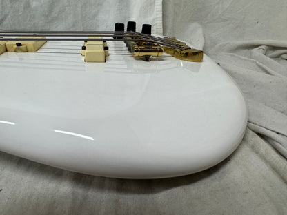 Alembic Elan 4-string Bass with Case - White (likely re-fin'd)