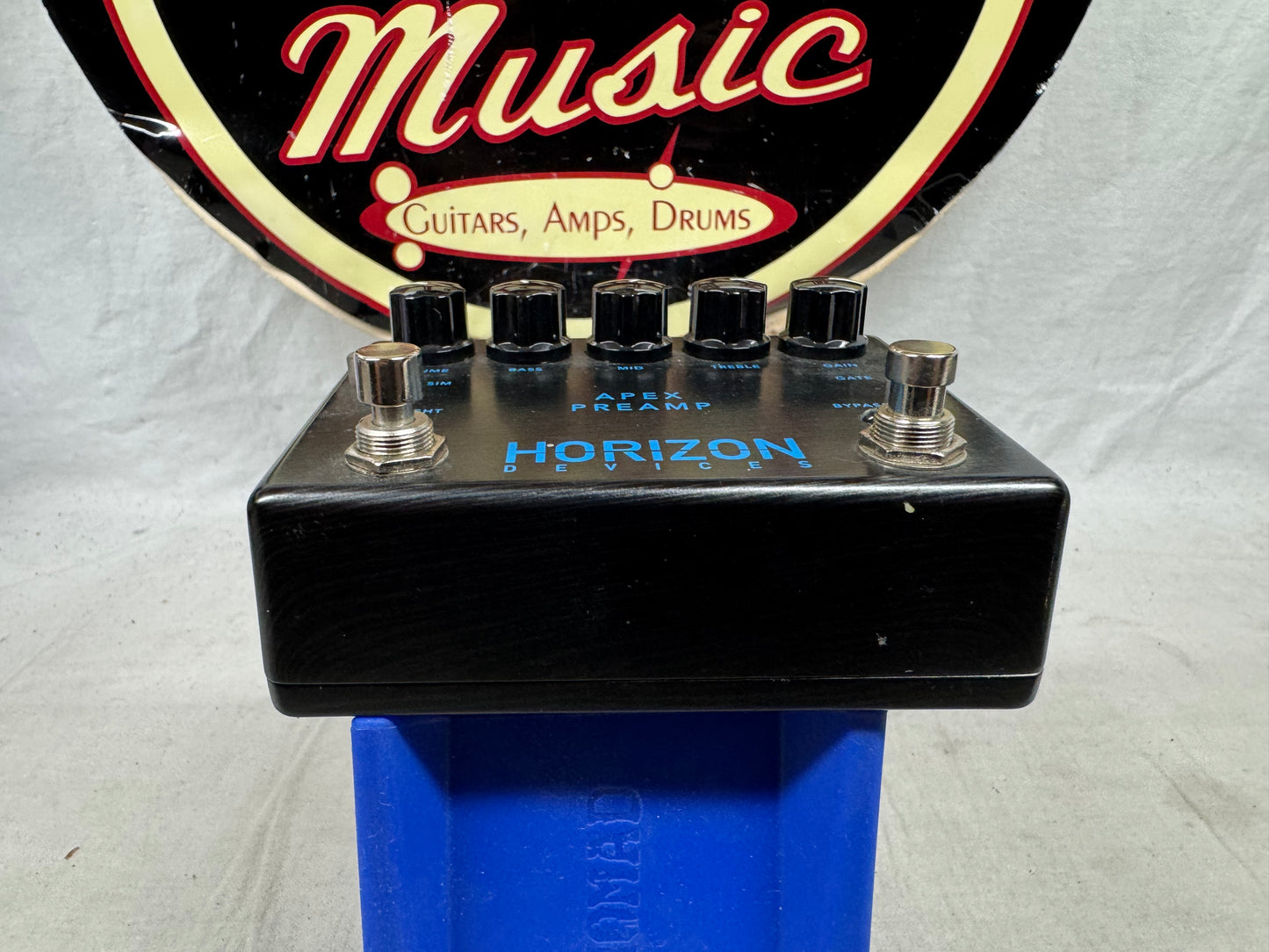 Horizon Devices Apex Preamp Pedal