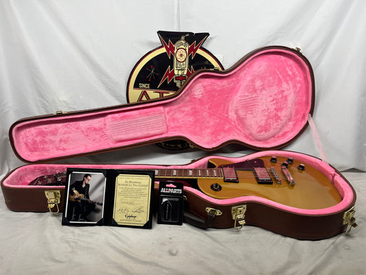 Epiphone Joe Bonamassa Singature Les Paul Singlecut Electric Guitar with Case - Goldtop