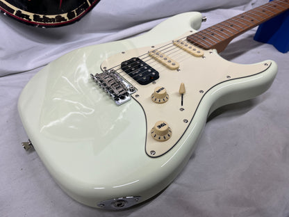 JET JS-300 S-Style Doublecut HSS Electric Guitar