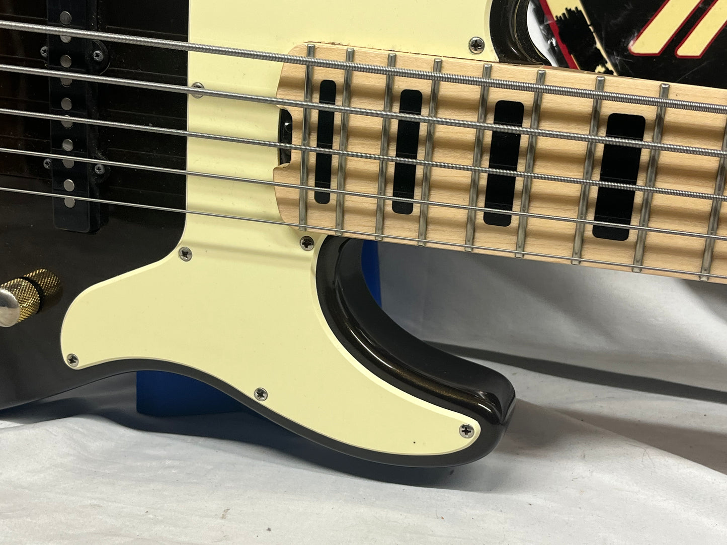 Jackson Pro Series Adam Blackstone Signature "Gladys" 5-String Electric Bass