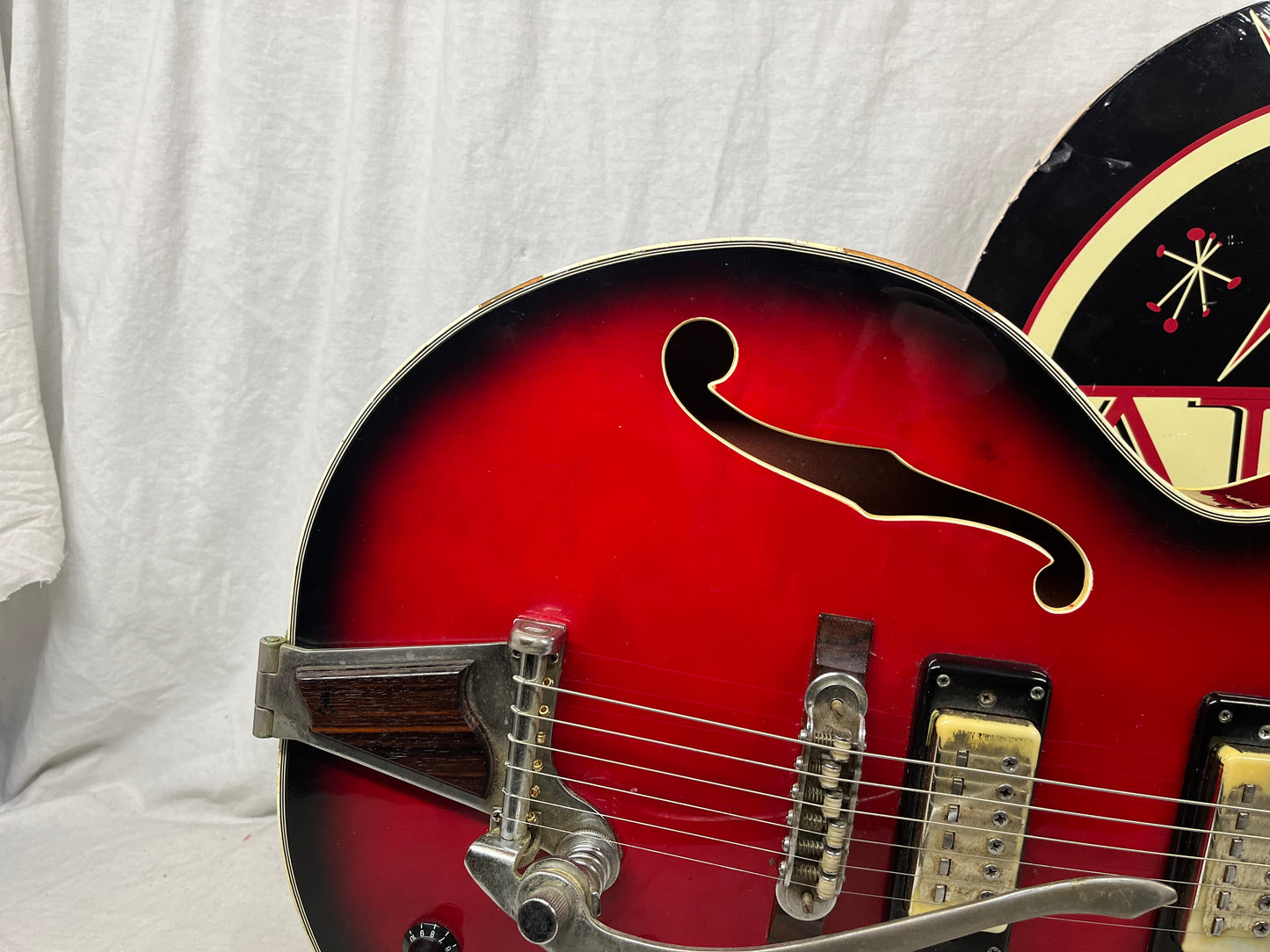 Univox Coily U1825 Hollow Body Guitar MIJ Made In Japan Vintage Redburst - AS IS! needs new nut