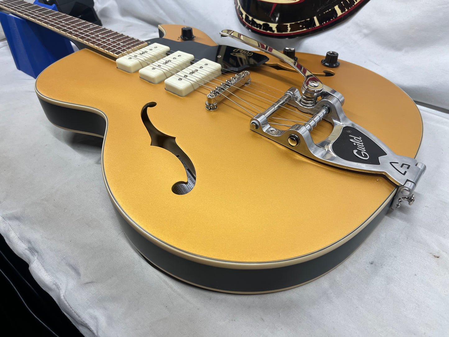 Guild SF-1 Starfire 1 Jet 90 Semi-Hollow Body Electric Guitar - Satin Gold