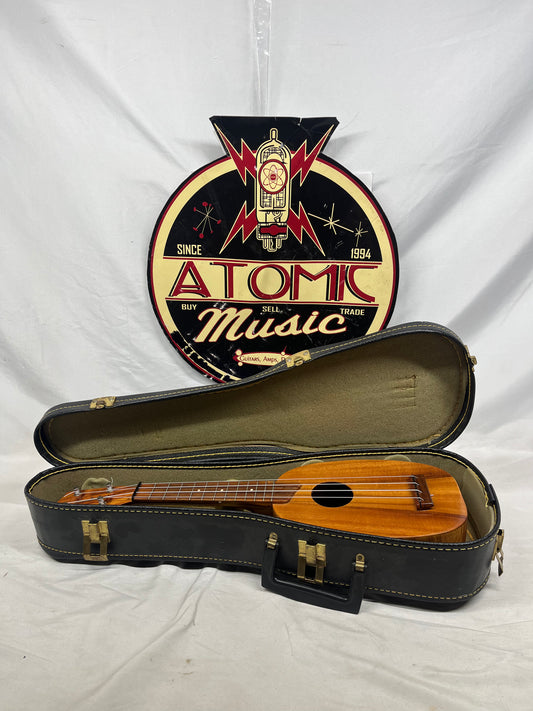Kamaka Pineapple Soprano Ukulele with Case - SPLIT IN BACK OF BODY