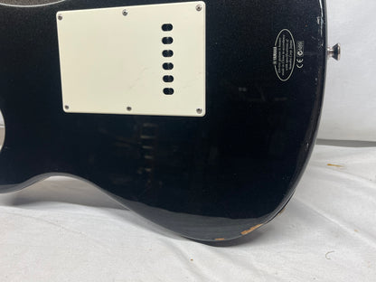 Yamaha EG 112C Doublecut Electric Guitar