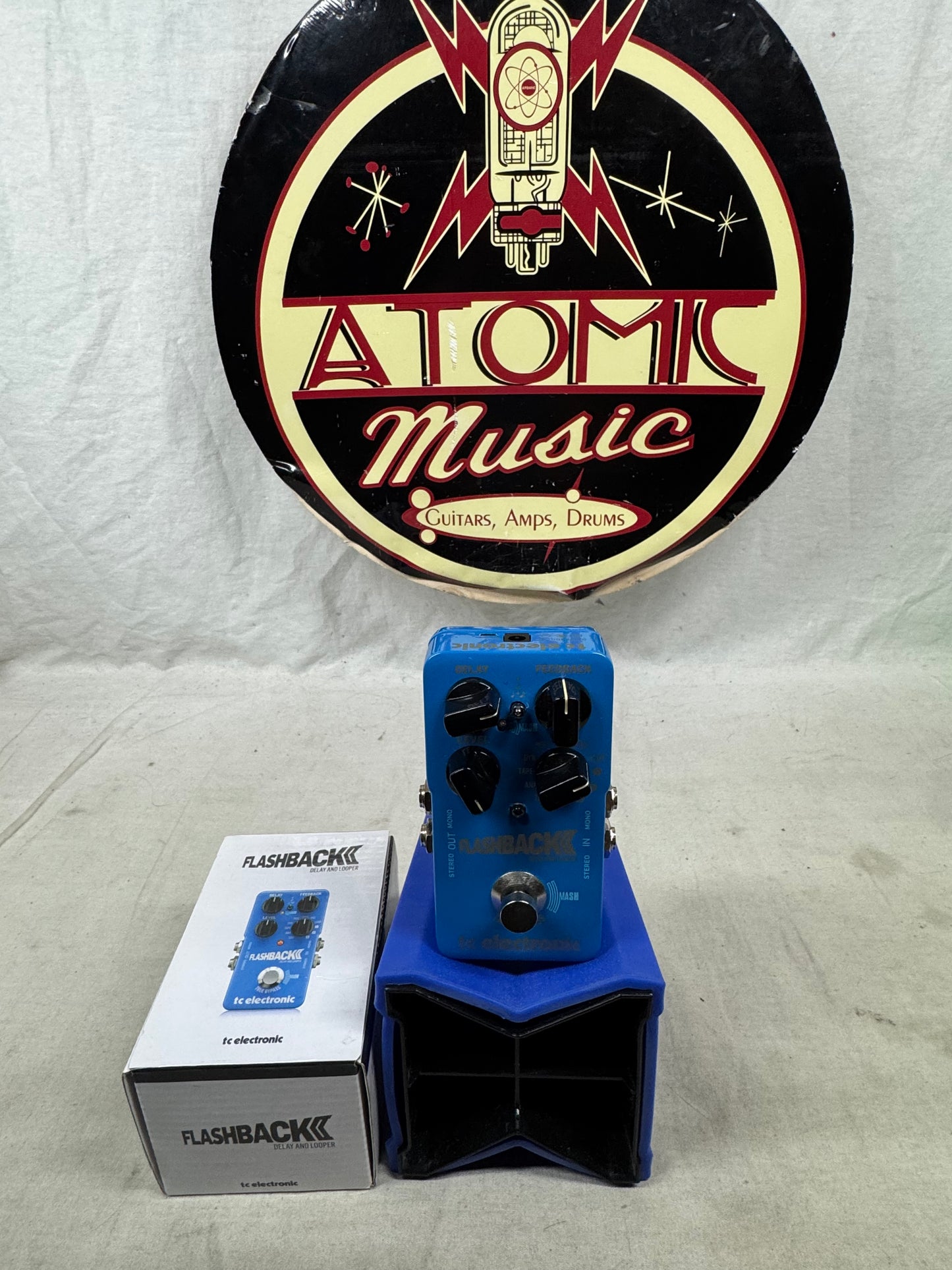 TC Electronic Flashback II 2 Delay and Looper Pedal with Box