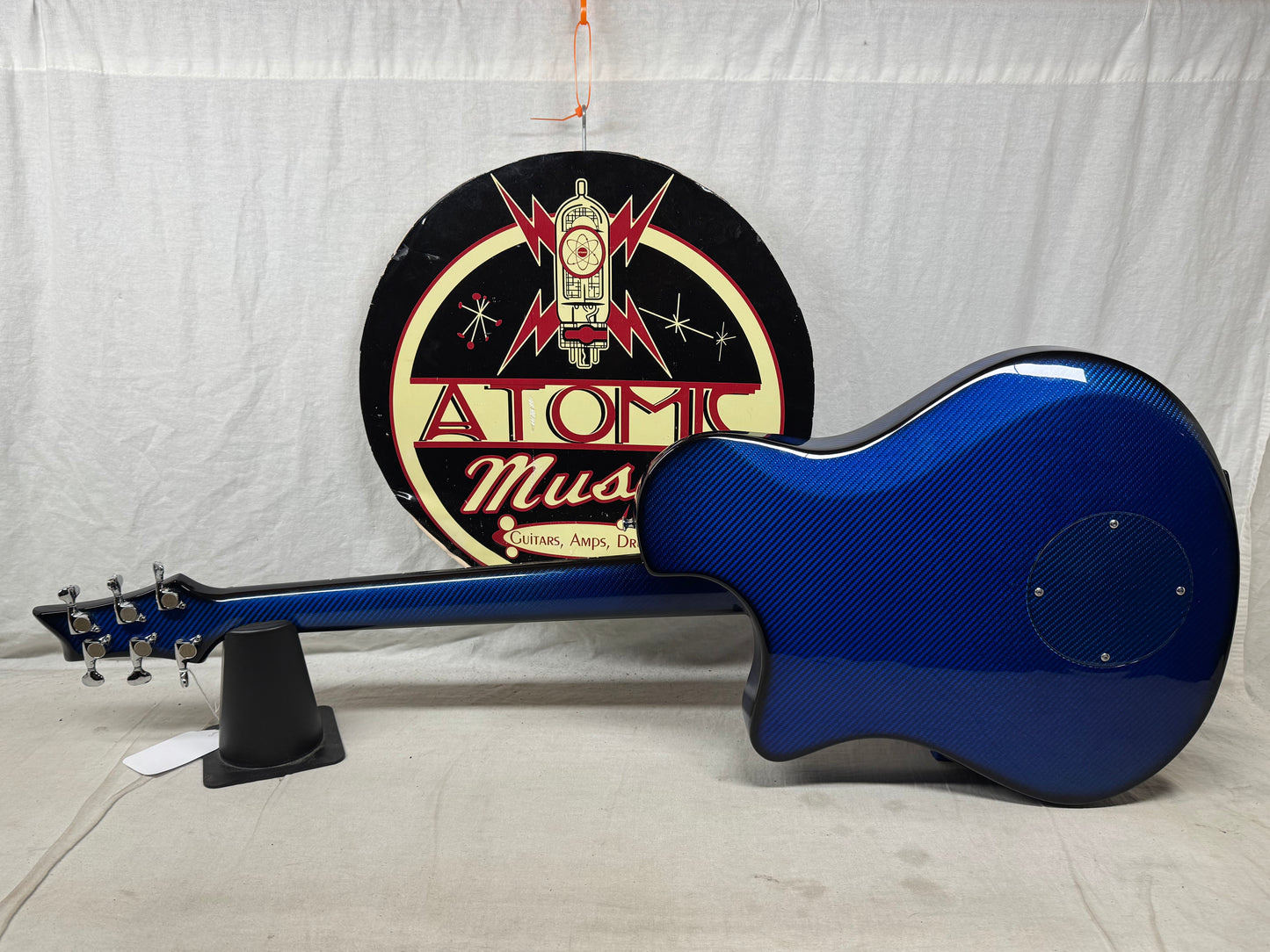 Emerald Guitars Virtuo Carbon Fiber Acoustic-Electric Guitar with Case