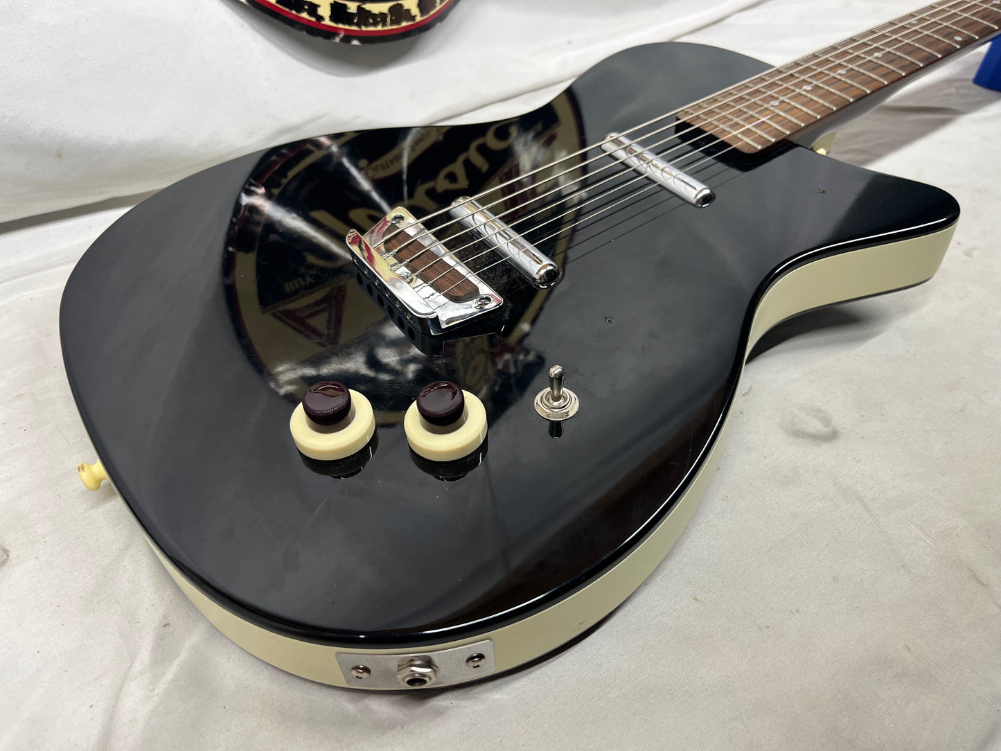 Danelectro '56 Baritone Reissue Baritone Guitar