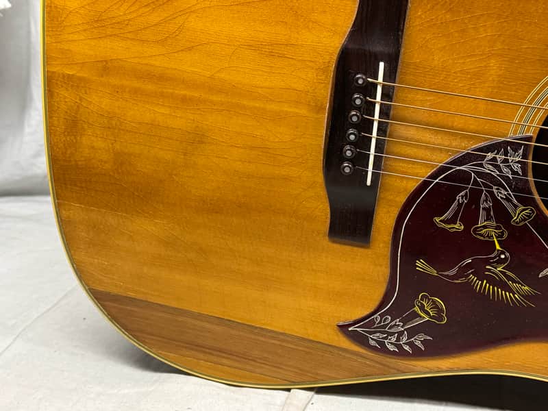 Gibson Hummingbird Dreadnought Acoustic Guitar with Case - needs work! - Image 5