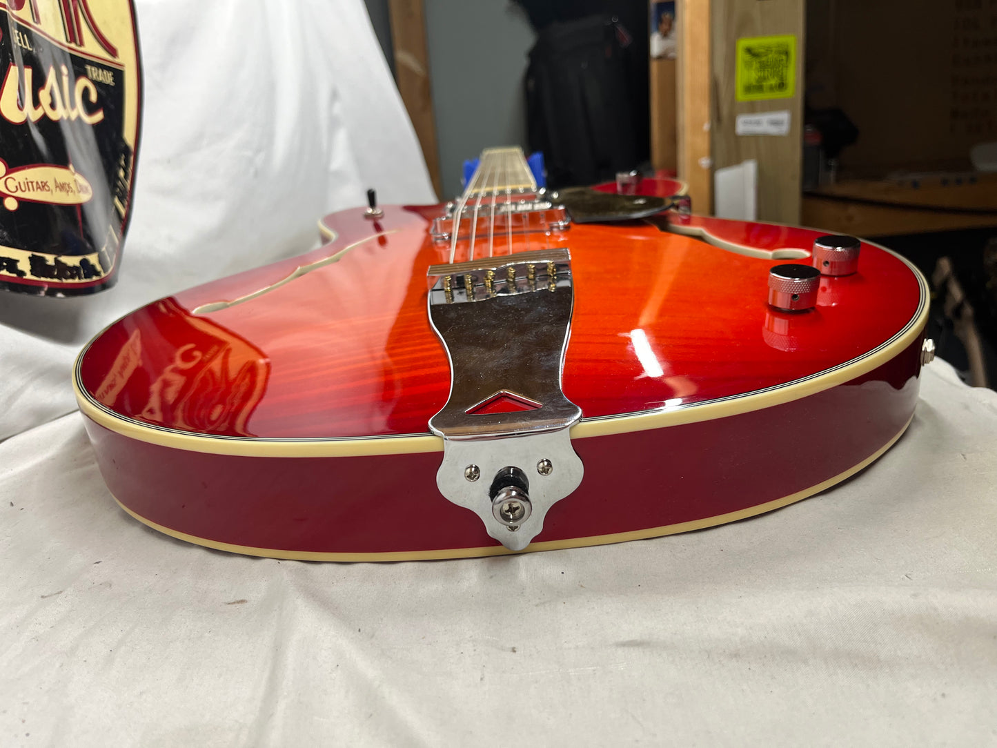 Eastwood Classic 12-String Doublecut Semi-Hollow Body Electric Guitar