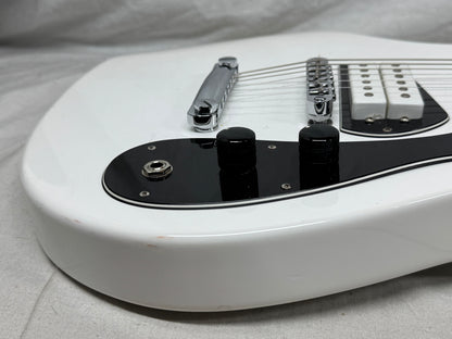 DiPinto Mach IV 4 Guitar with Case