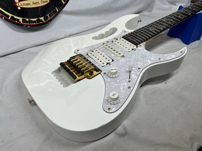 Ibanez JEM7V Prestige Steve Vai Signature HSH Electric Guitar with Hard Case - White