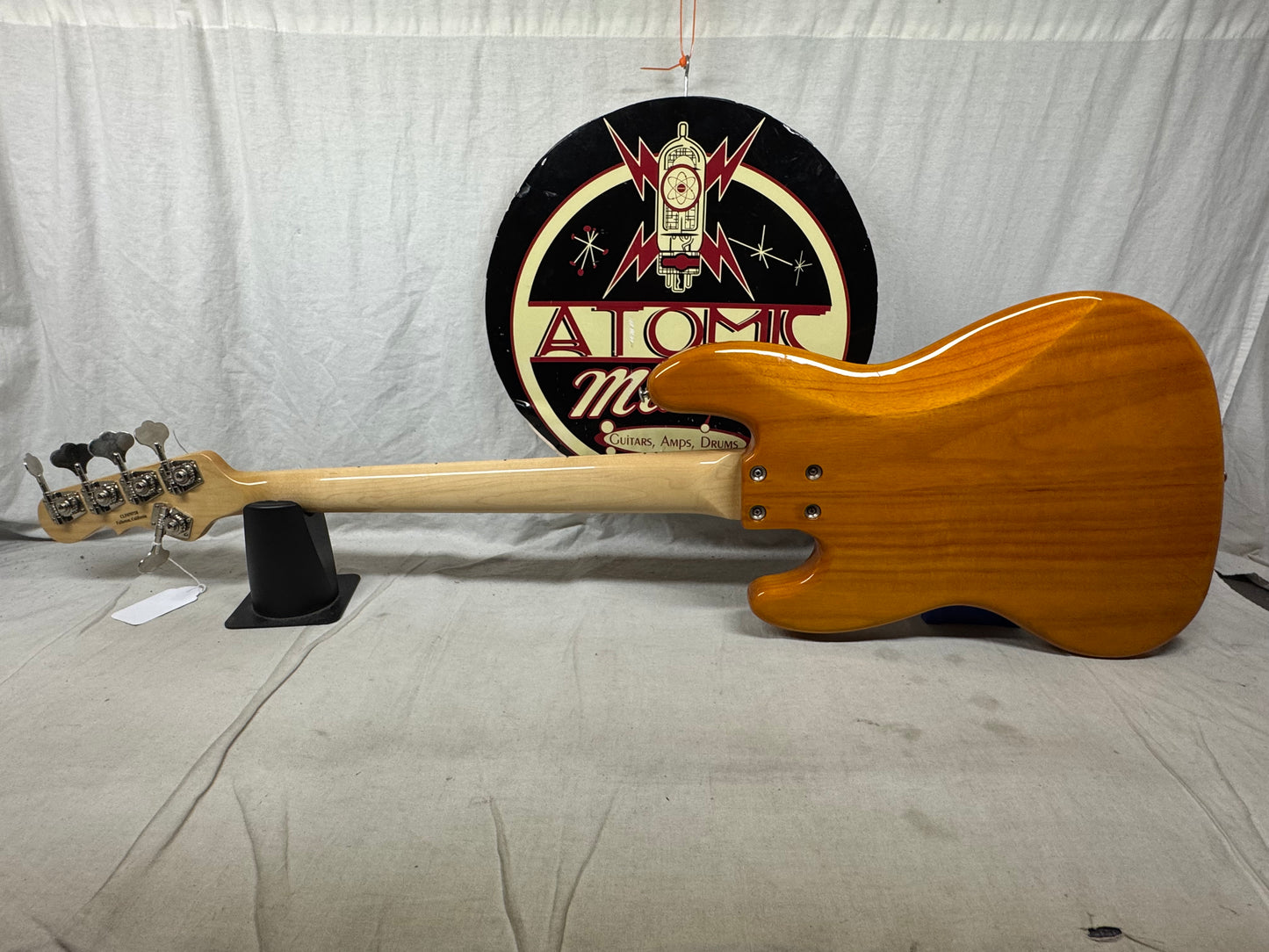 G&L JB-5 jb5 5-string Bass with COA + Case 2017 - Honey