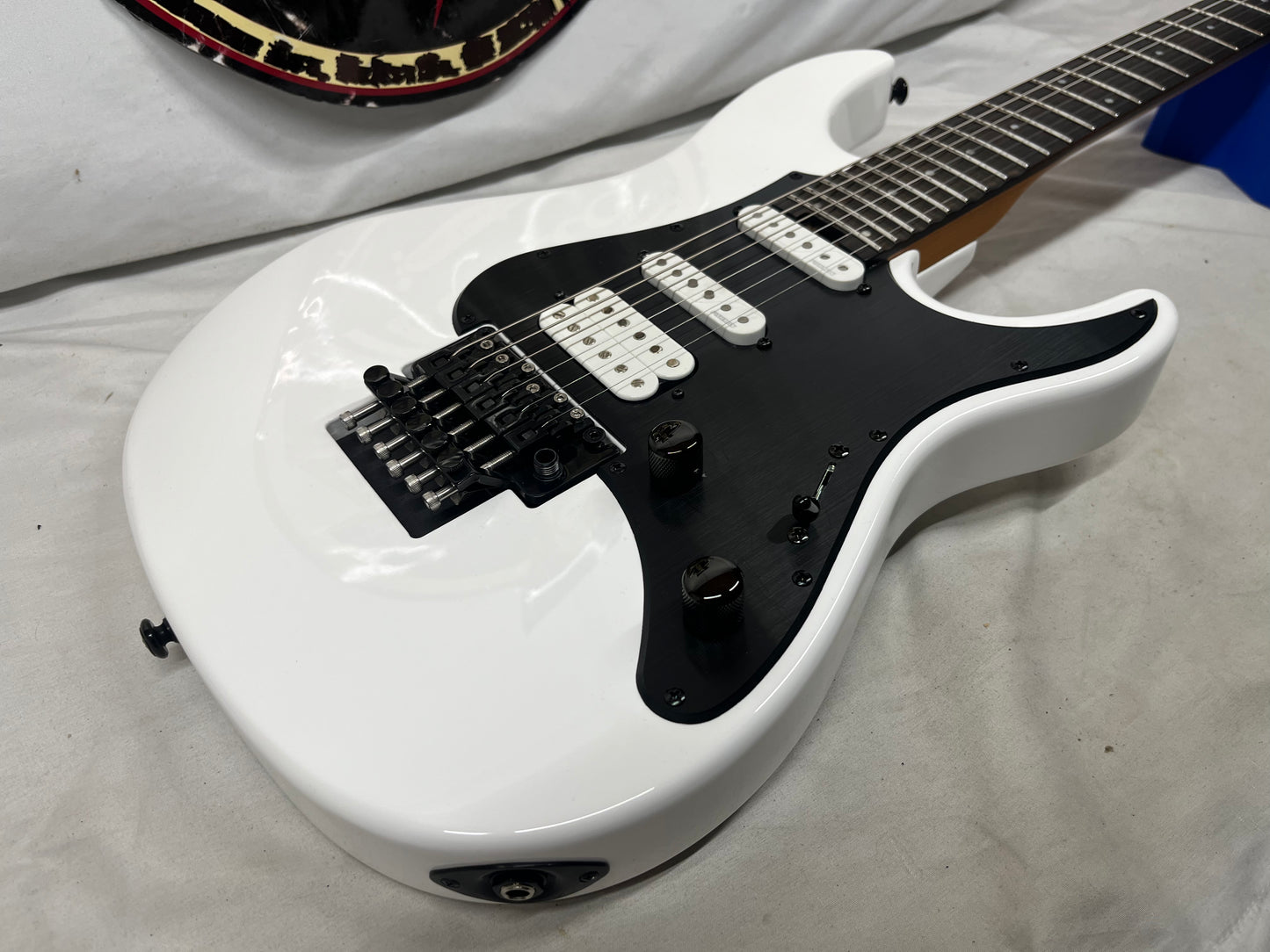 ESP LTD SN-1000 Floyd Rose HSS Doublecut Electric Guitar - Snow White