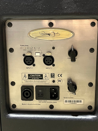 Wayne Jones Audio WJBP Bass Stereo Valve Pre-Amp + WJ1x10 Powered Speaker with Power Supply