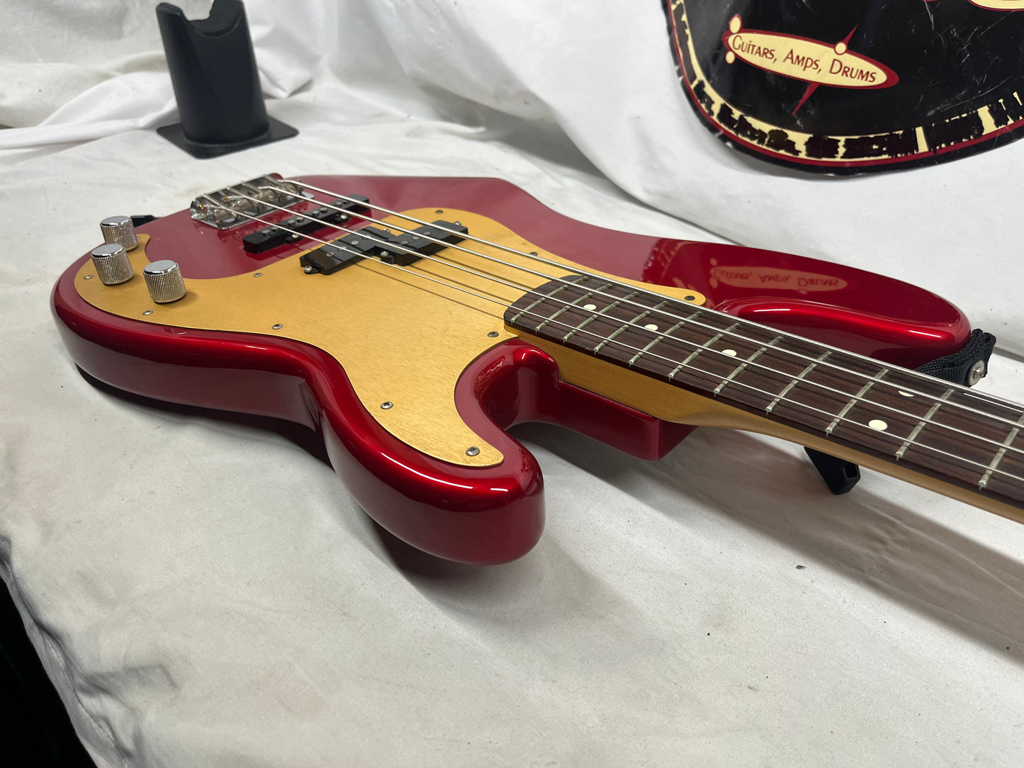 Fender Deluxe Series Precision Bass Special Bass Guitar 1998 - Red