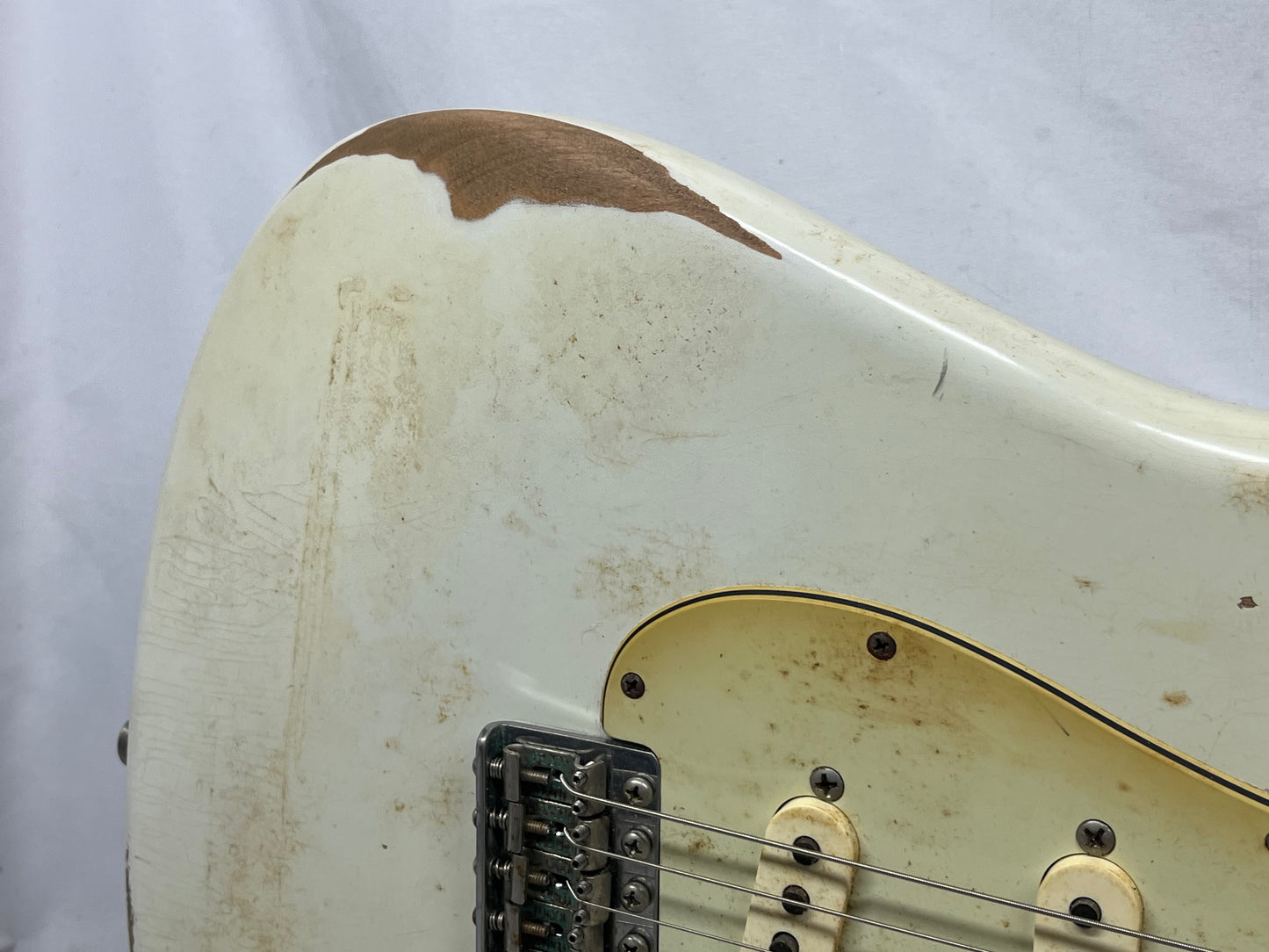 Fender Road Worn '60s Stratocaster Strat Electric Guitar 2010 - Olympic White