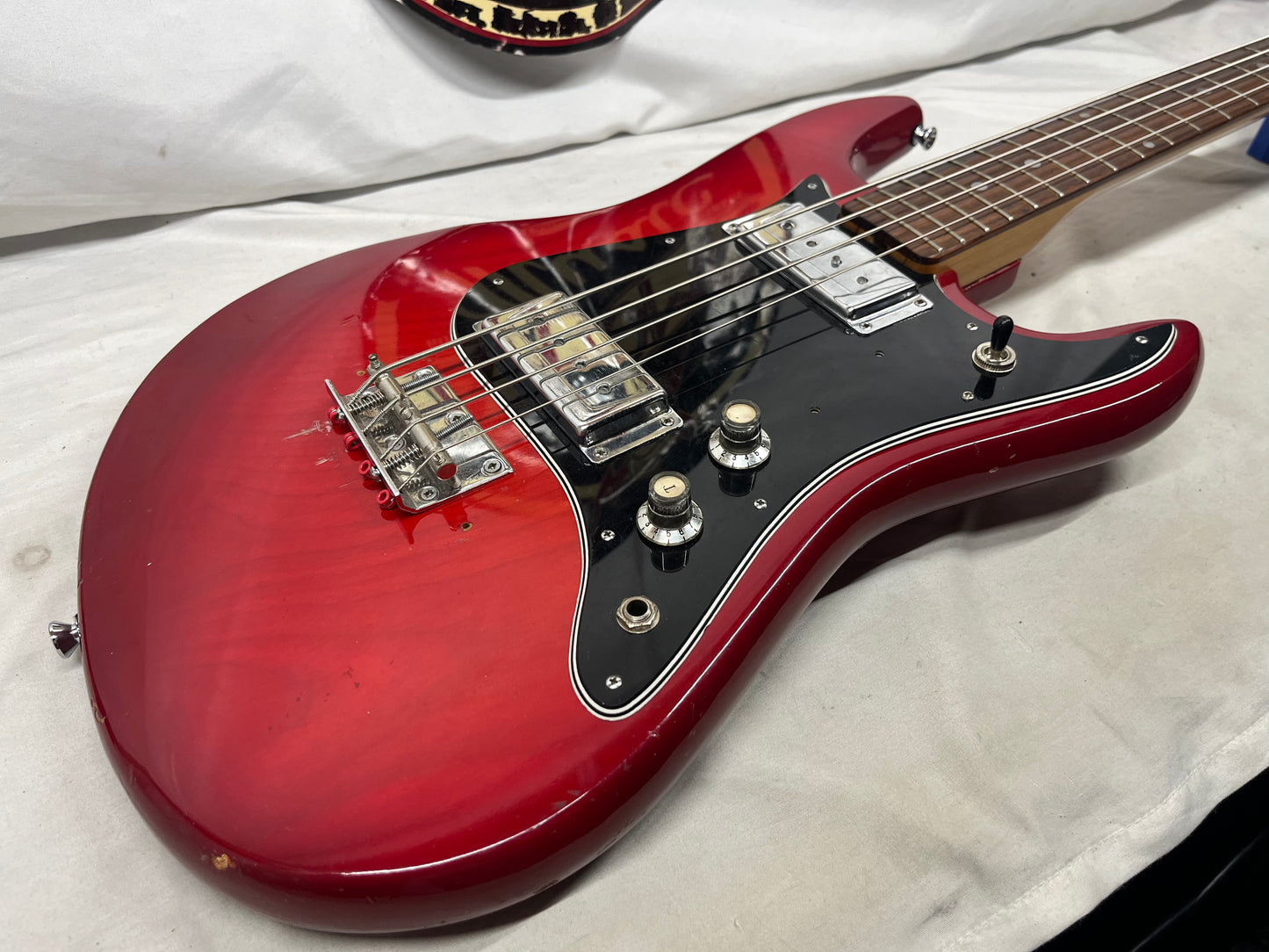 Epiphone ET-280 4-String Doublecut Electric Bass