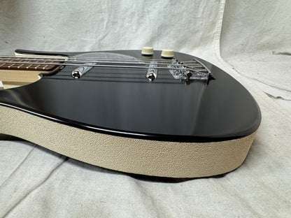 Jerry Jones Neptune Series Longhorn Bass4 4-string Bass with Case 1990s
