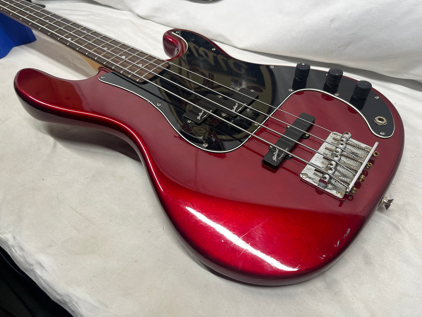 Guitar Research J-Style 4-String Electric Bass