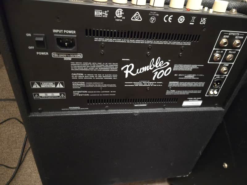 Fender Rumble 100 V3 100-Watt 1x12 Bass Combo - Image 3