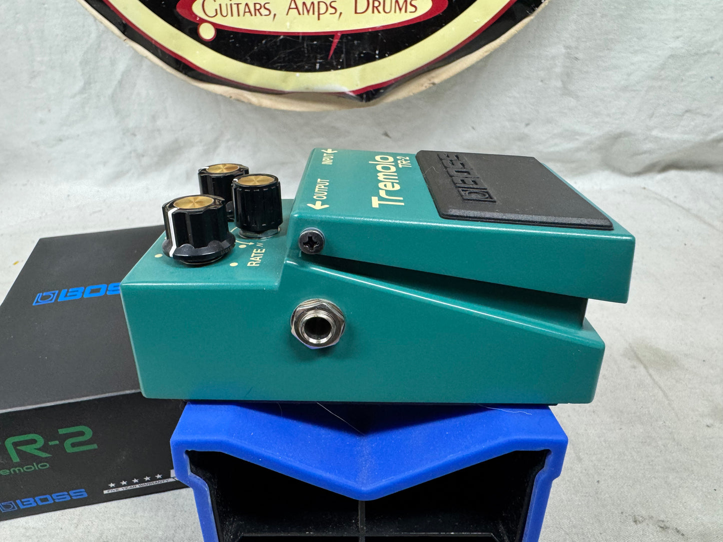 Boss TR-2 tr2 Tremolo Pedal with Box 2023
