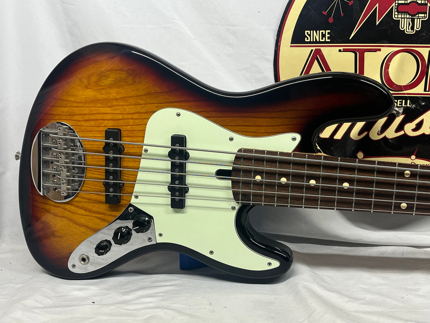 Lakland Skyline Series 5-String Electric Bass