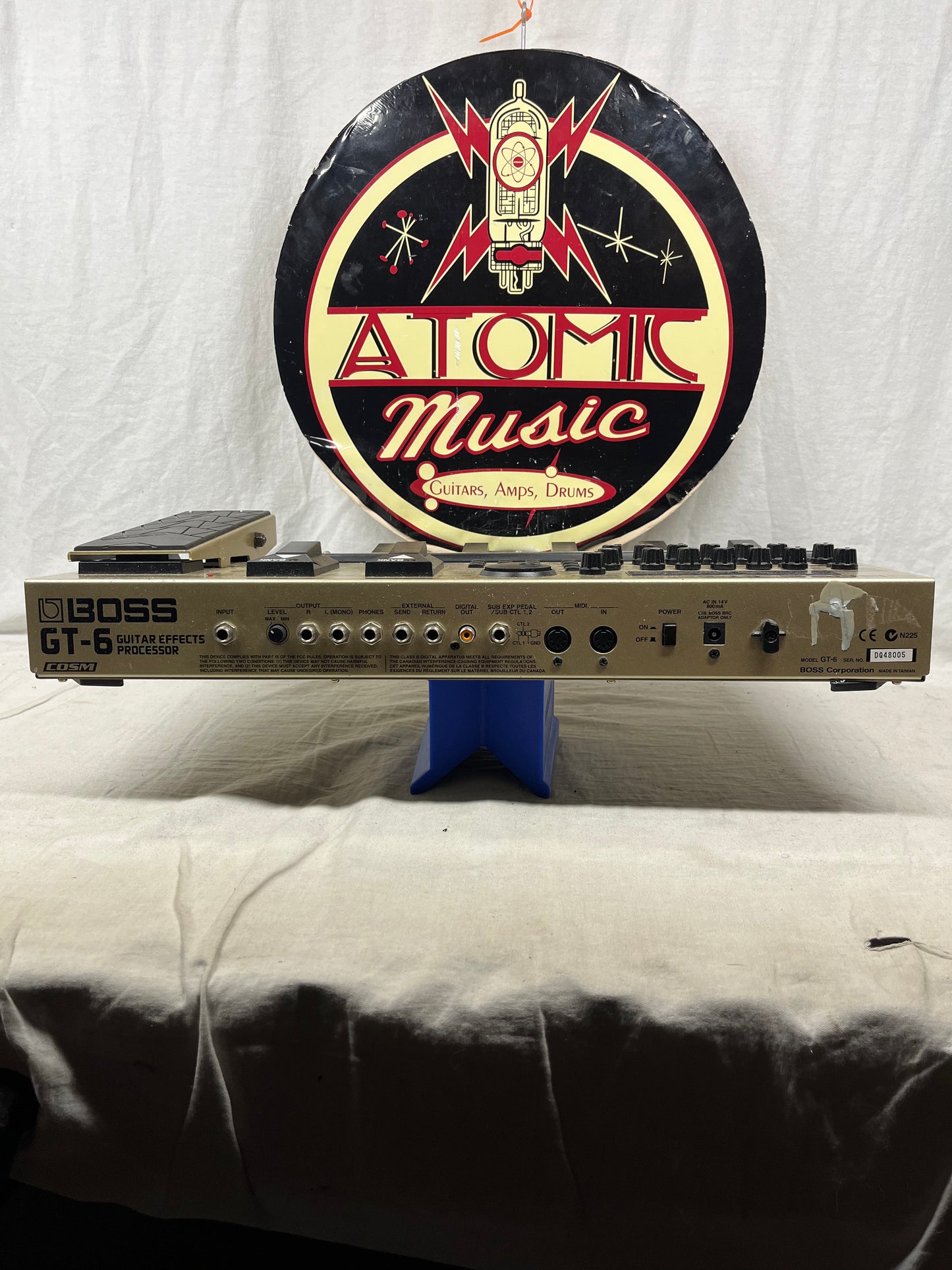 Boss GT-6 gt6 Guitar Multi-Effects Processor Preamp Pedal