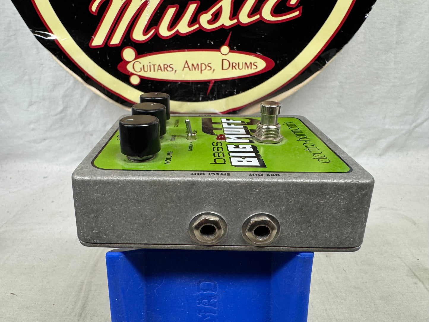 Electro-Harmonix Bass Big Muff Pi π Bass Fuzz Distortion Pedal