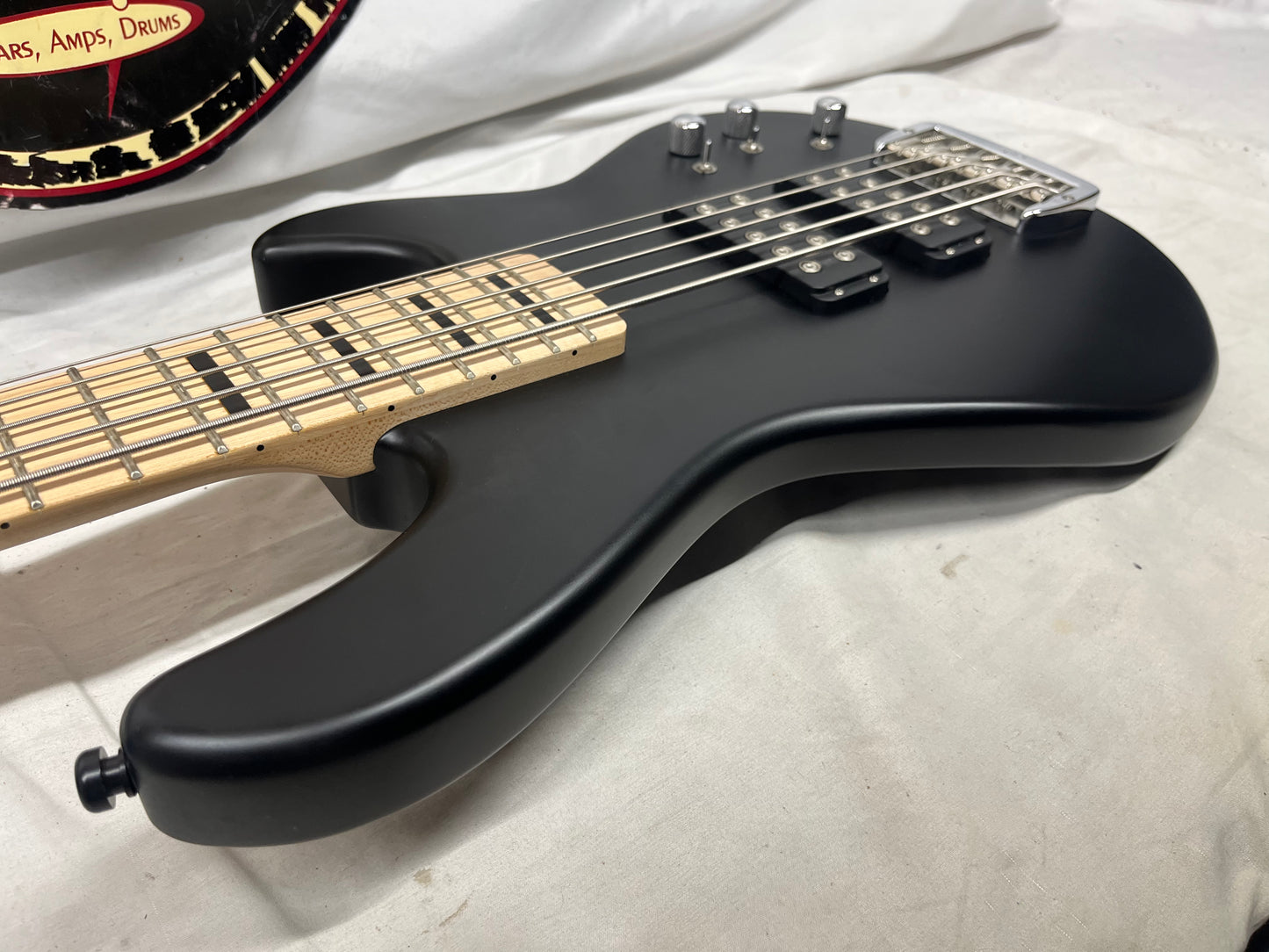 G&L Tribute Series L-2500 5-String Electric Bass