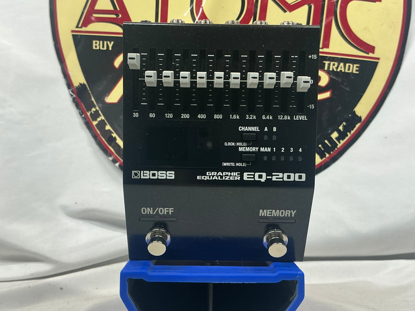 Boss EQ-200 eq200 Graphic Equalizer Pedal with Box