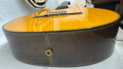 Masaru Kohno Classical Acoustic Guitar with Case - MIJ Made In Japan - previously owned by Charlie Byrd 1979