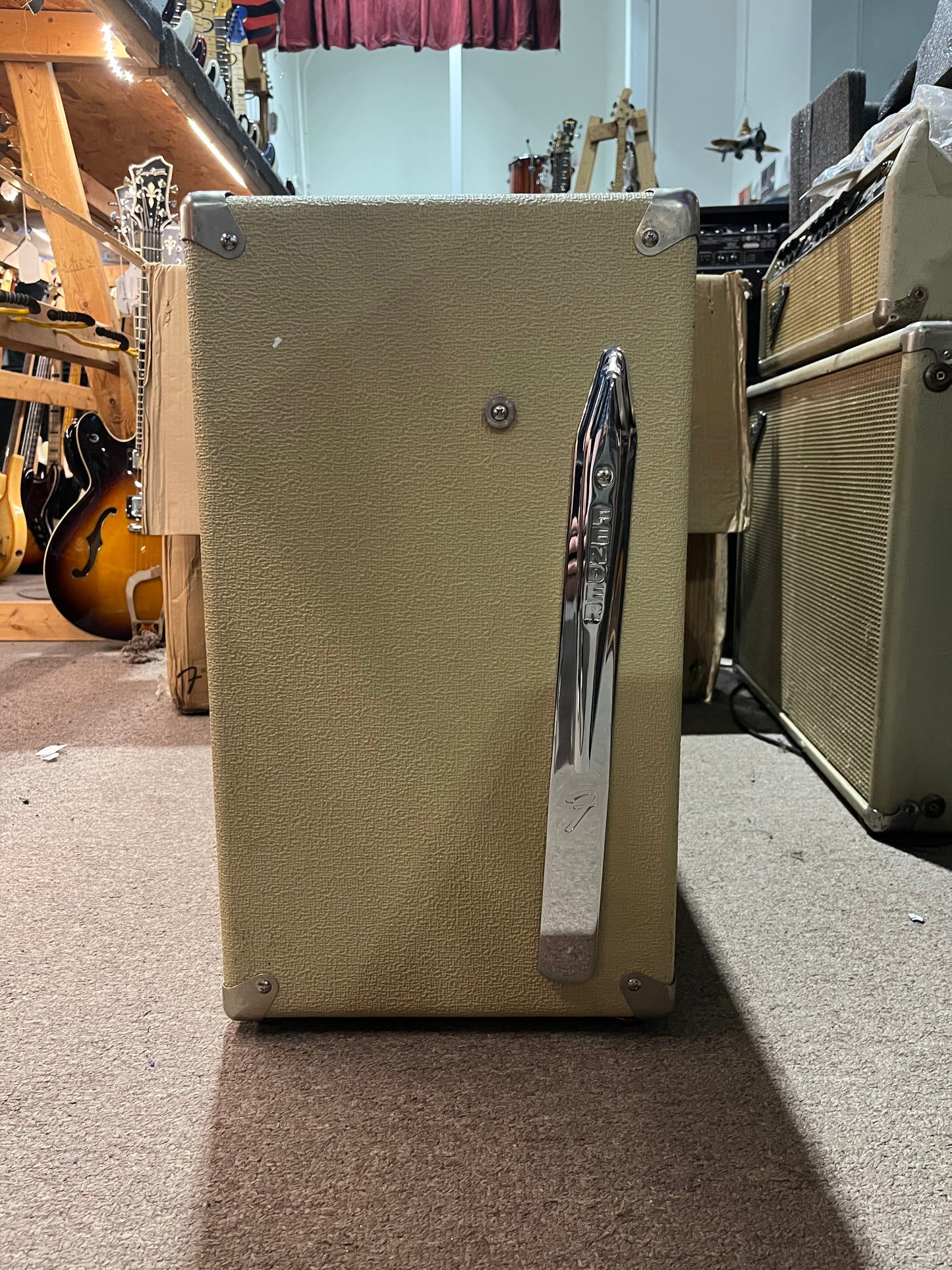 Fender 2x12 Super Sonic Speaker Cabinet with Box - Local Pickup Only
